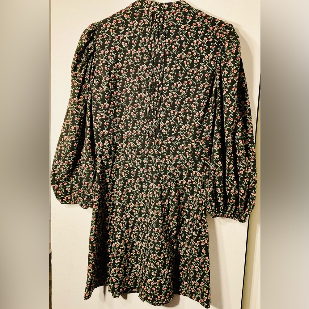 Topshop Blck Mini Dress with Floral Print ND puff Sleeves . - Picture 6 of 7